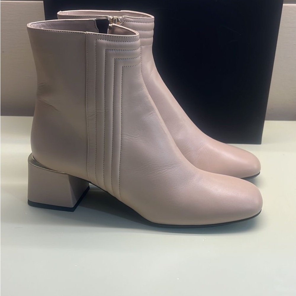 MADE IN ITALY GIOVANNA GRAZZINI Elegant Cream Ankle Boots
